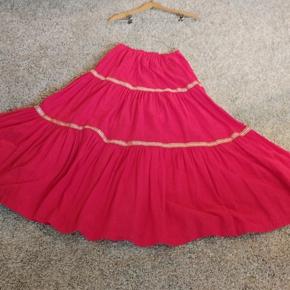HARI red 3 tiered skirt matching blouse M Fiesta outfit - Picture 4 of 7